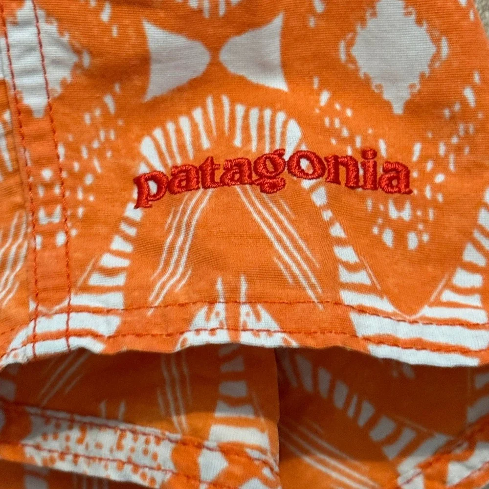 Patagonia Boys Orange Tribal Print Board Shorts Swim Trunks Size 10
